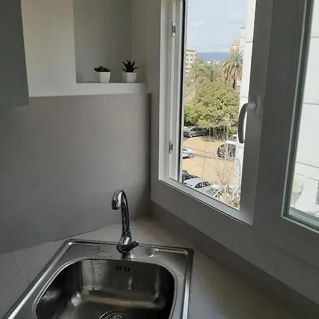 Plaza Andalucia -a 10min Caminando Del Puente דירה *