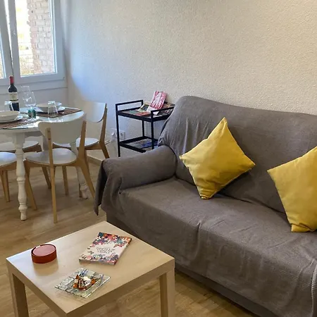 Apartment Plaza Andalucia -a 10min Caminando Del Puente