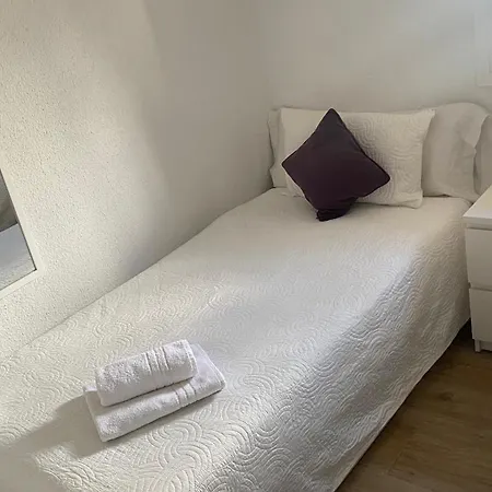 Apartment Plaza Andalucia -a 10min Caminando Del Puente Cordoba