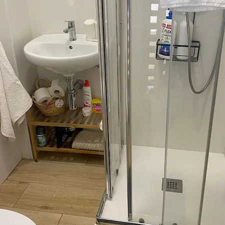 Plaza Andalucia -a 10min Caminando Del Puente דירה