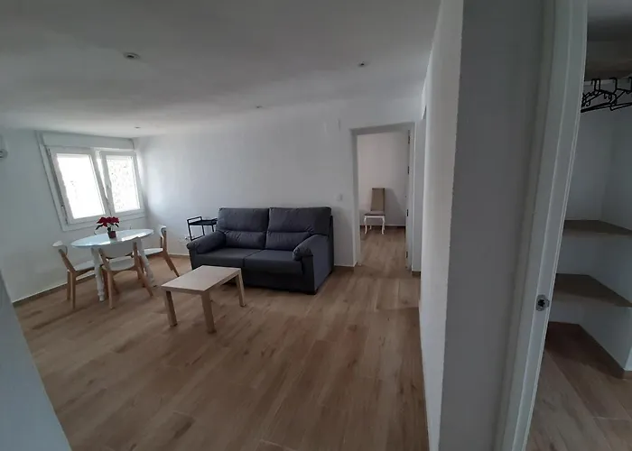 Plaza Andalucia -a 10min Caminando Del Puente * Cordoba