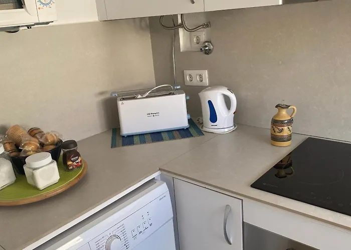 Plaza Andalucia -a 10min Caminando Del Puente