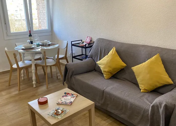 Apartamento Plaza Andalucia -a 10min Caminando Del Puente