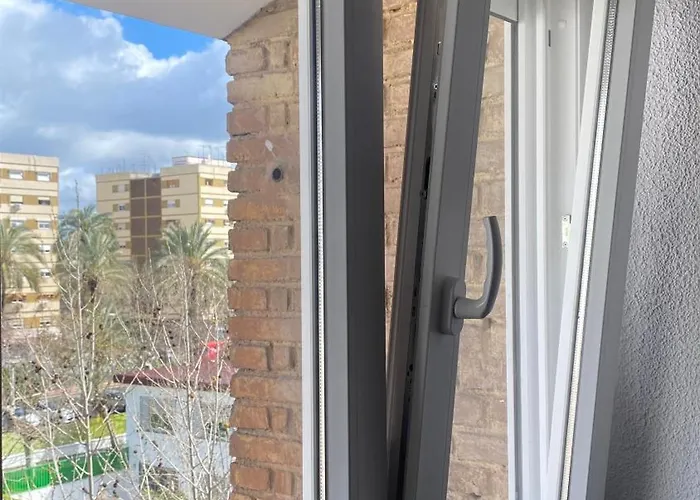 Plaza Andalucia -a 10min Caminando Del Puente Apartamento Córdova