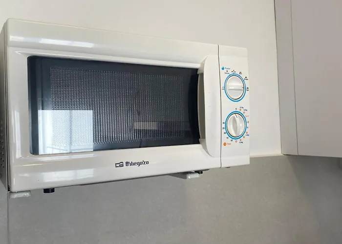 Plaza Andalucia -a 10min Caminando Del Puente Daire